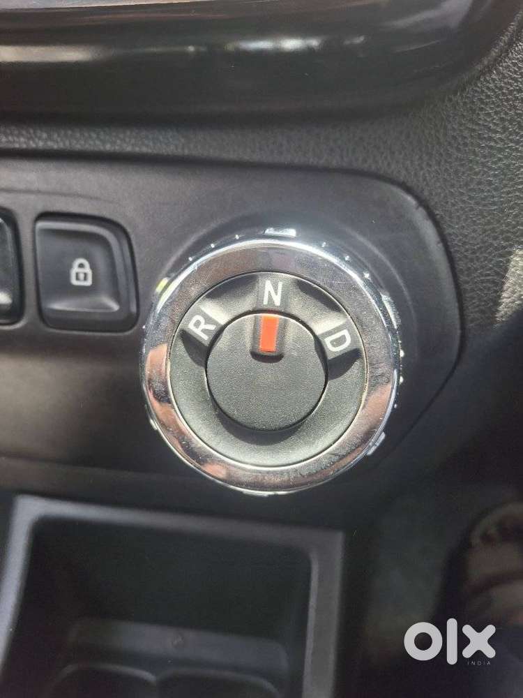 Renault Kwid 2015-2019 1.0 Rxt (o), 2018, Petrol