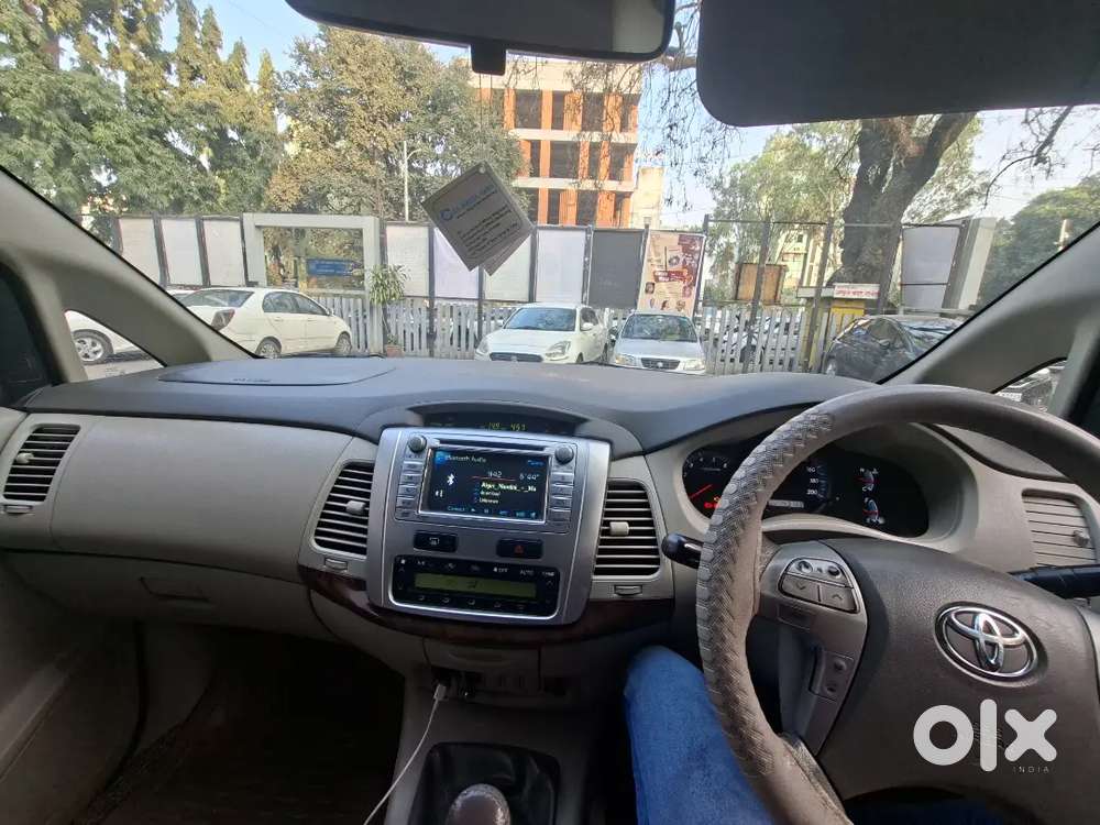 Toyota Innova 2012 Diesel 158000 Km Driven