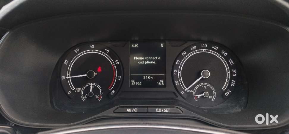 Skoda Kushaq 1.0 Tsi Style, 2022, Petrol