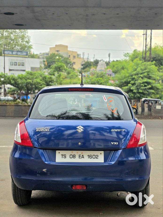 Maruti Suzuki Swift Vxi + Manual, 2014, Petrol