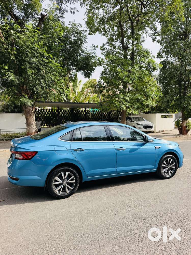 Skoda Slavia 1.0 Tsi Style At, 2024, Petrol