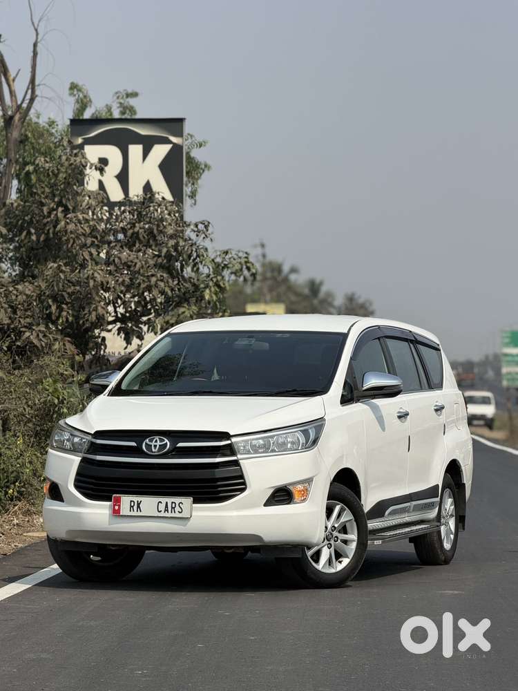 Toyota Innova Crysta 2.4 G Mt, 2017, Diesel