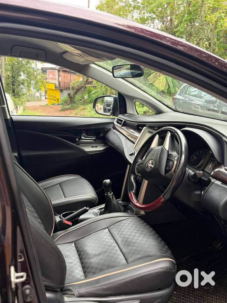 Toyota Innova Crysta 2.4 V, 2018, Diesel