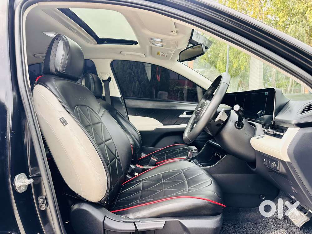 Hyundai Verna Sx 1.5 Petrol Ivt, 2023, Petrol