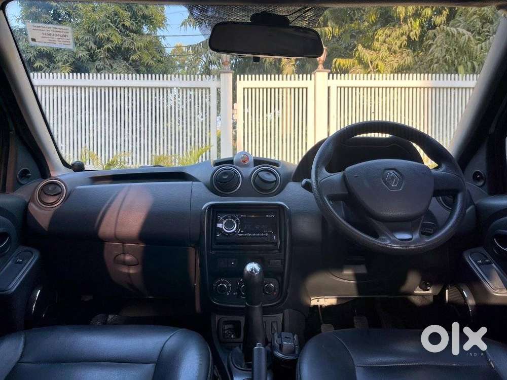 Renault Duster 2015-2016 Petrol Rxe, 2016, Petrol