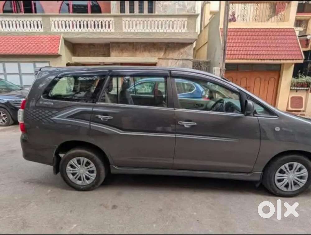 Toyota Innova 2014 Diesel Well Maintained