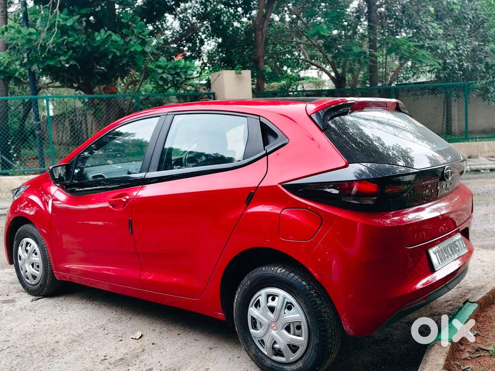Tata Altroz 1.2 Xe, 2021, Petrol