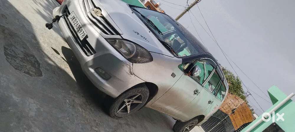 Toyota Innova 2006 Diesel 400000 Km Driven