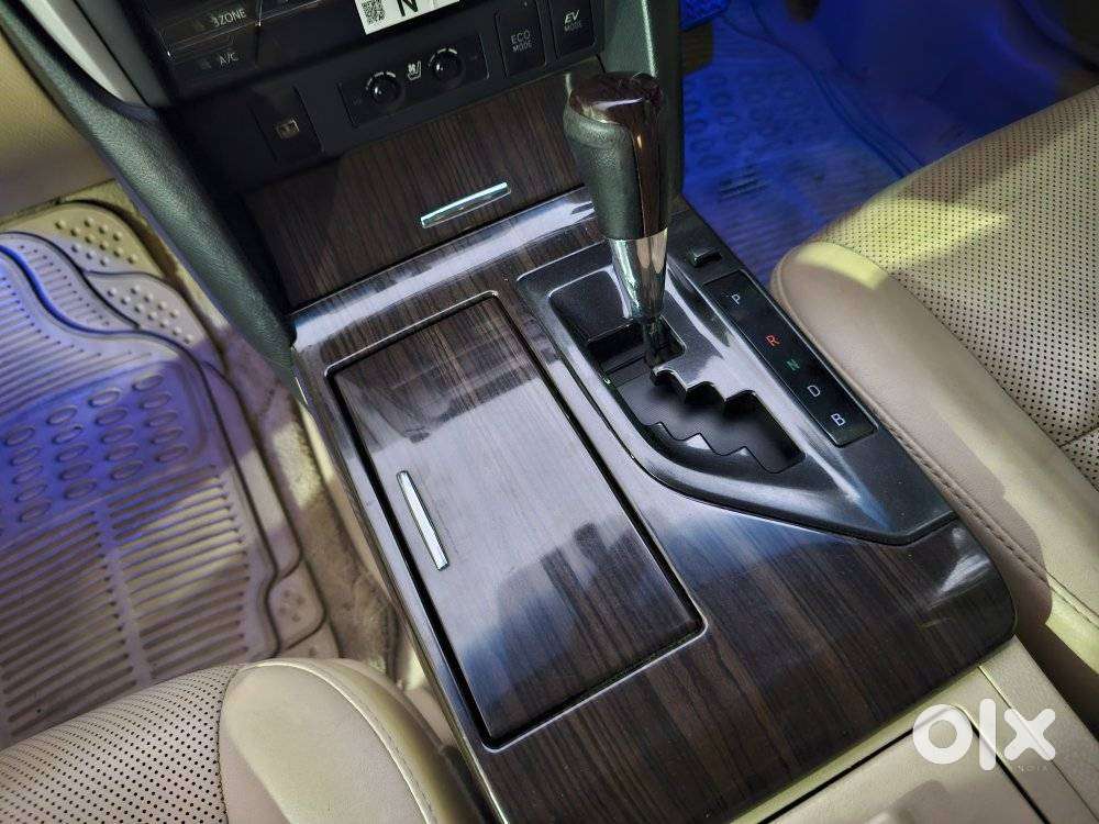 Toyota Camry Hybrid 2.5, 2016, Petrol