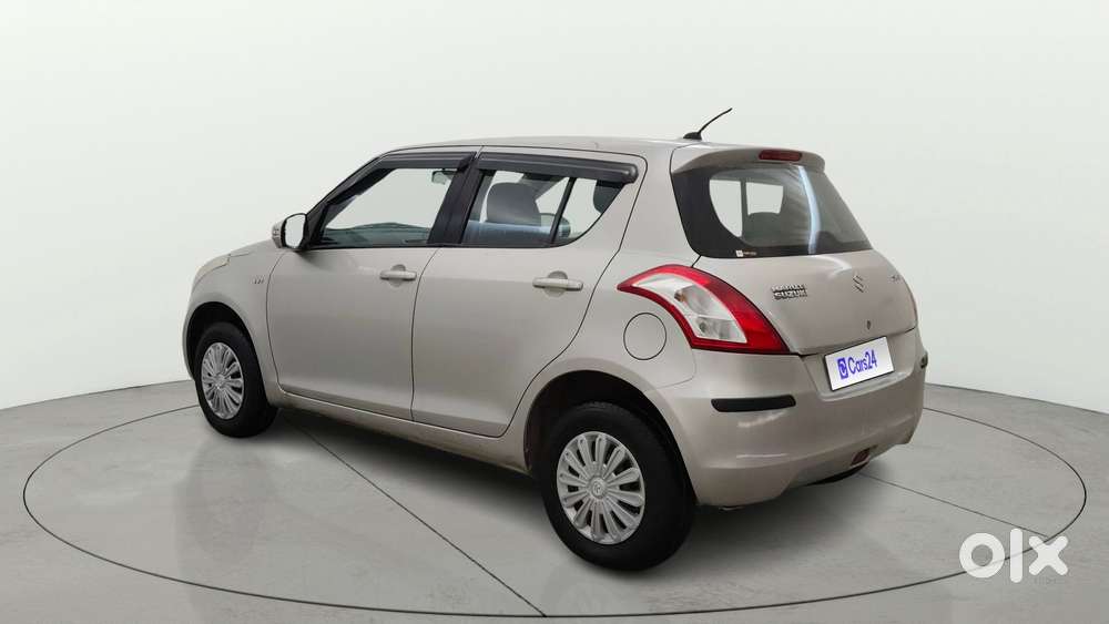 Maruti Suzuki Swift Vxi, 2015, Petrol