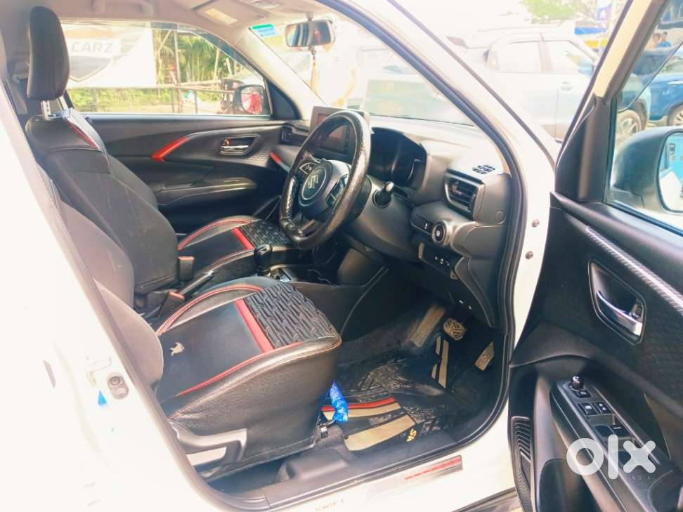 Maruti Suzuki Swift 1.2 Vxi (o), 2024, Petrol
