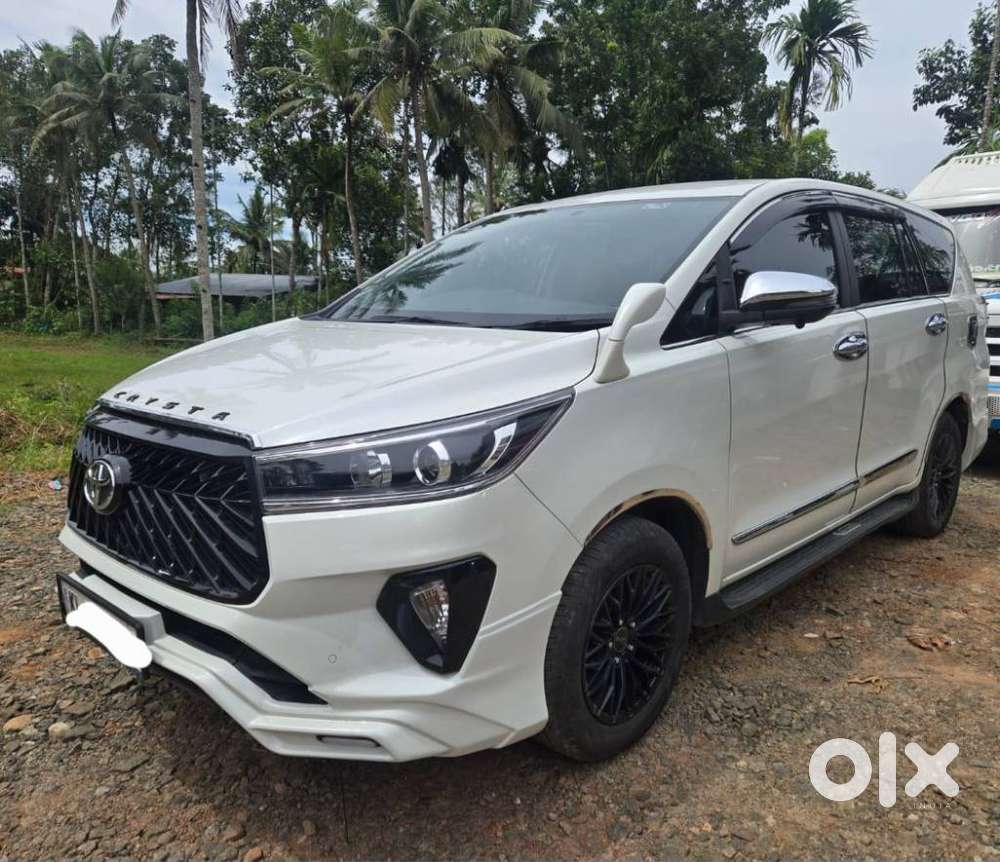 Toyota Innova Crysta [2020-ongoing] 2.4 Zx 7 Str, 2022, Petrol
