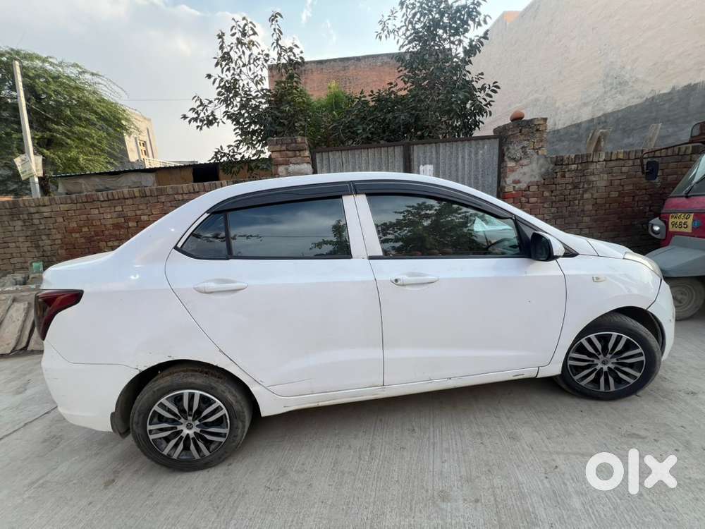 Hyundai Xcent 2018