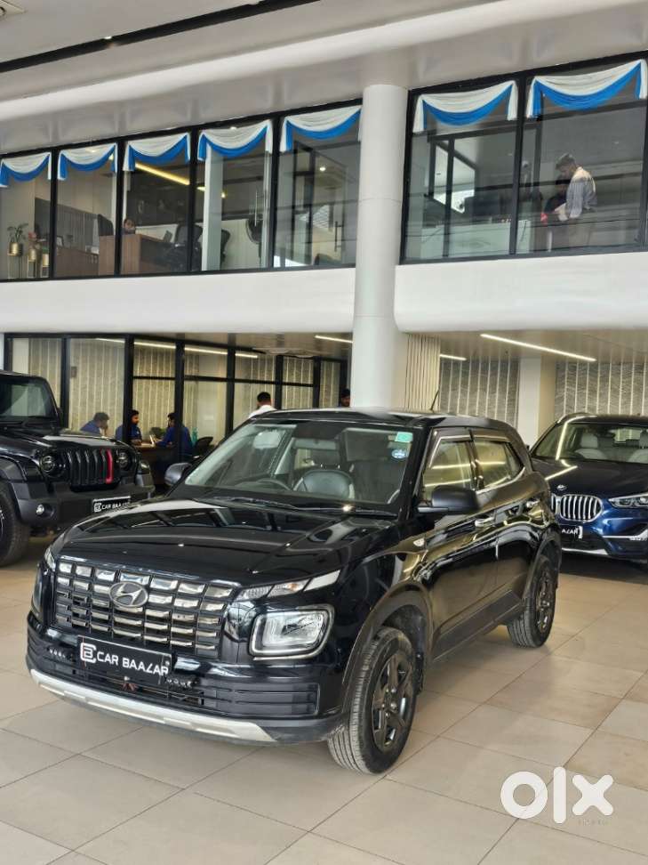Hyundai Venue E 1.2 Petrol, 2023, Petrol
