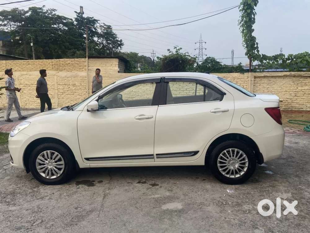 Maruti Suzuki Dzire 1.2 Vxi, 2023, Petrol