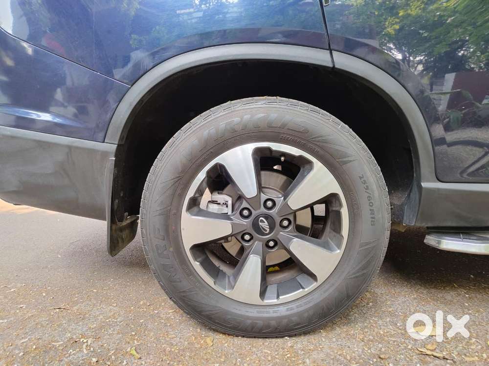 Mahindra Alturas G4 4x2 At, 2022, Diesel