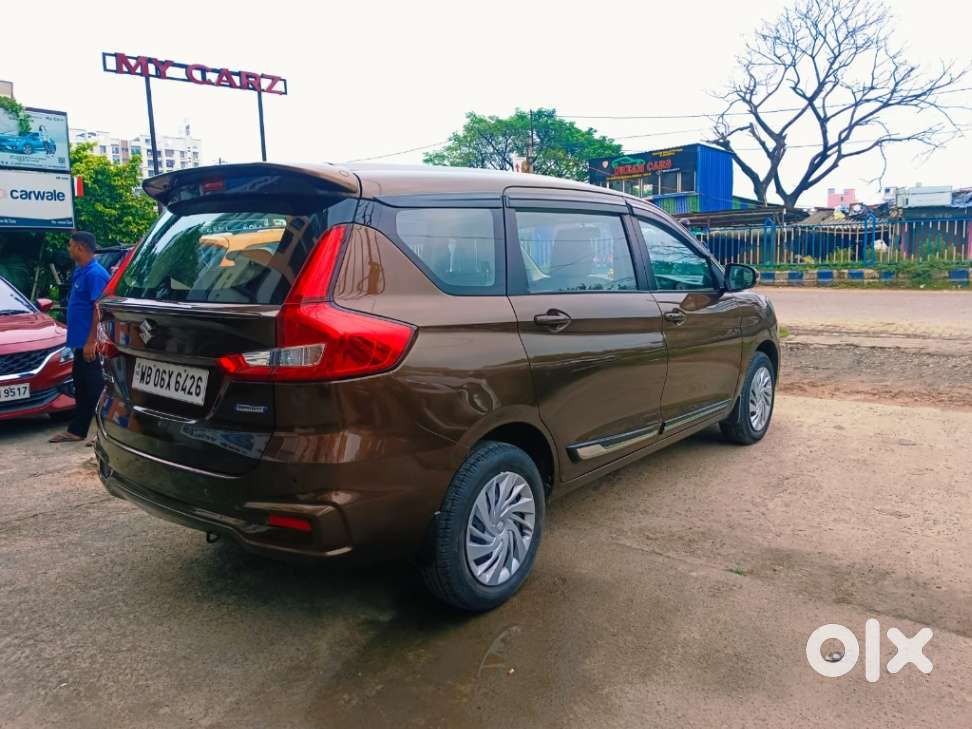 Maruti Suzuki Ertiga 1.5 Vxi, 2022, Petrol