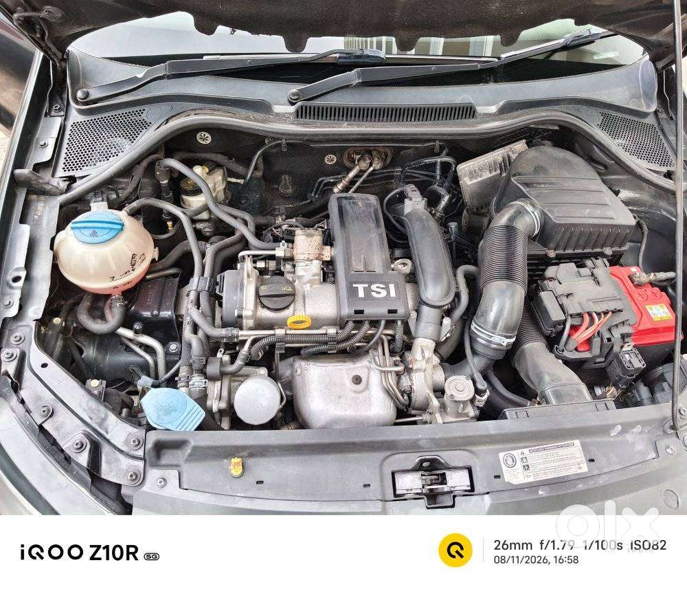 Volkswagen Vento 1.5 Highline Plus At 16 Alloy, 2017, Petrol