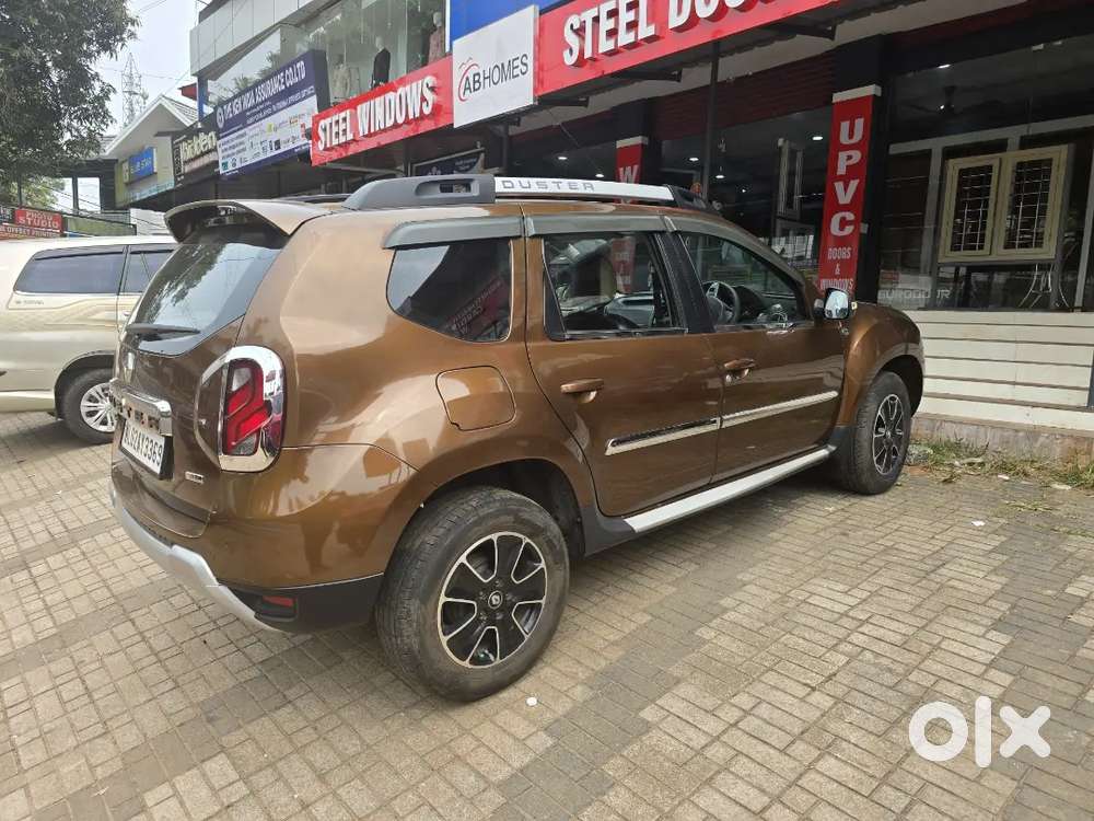Renault Duster Top End.