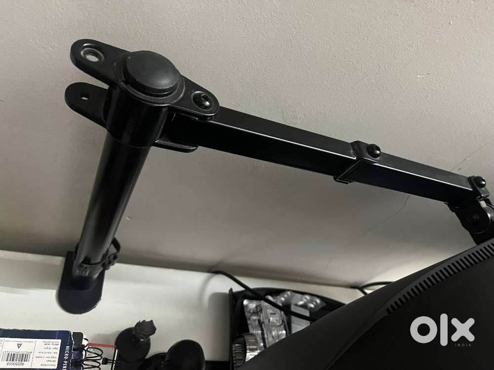 Amazon basics Double Arm Monitor Stand