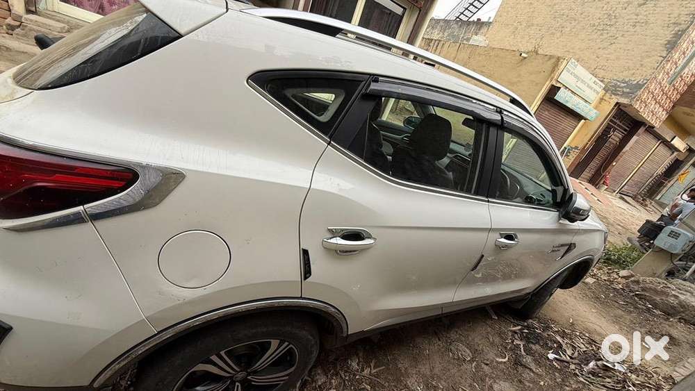 Mg Astor 2022 Petrol Well Maintained