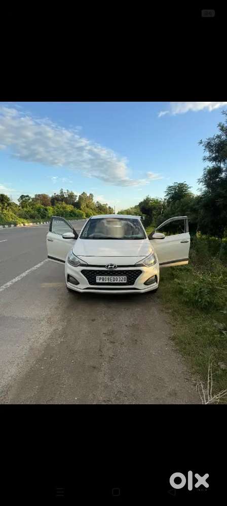 Hyundai I20 2018 Petrol 98000 Km Driven