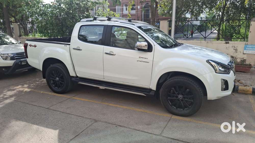 Isuzu V-cross Z 4x4 Mt, 2020, Diesel