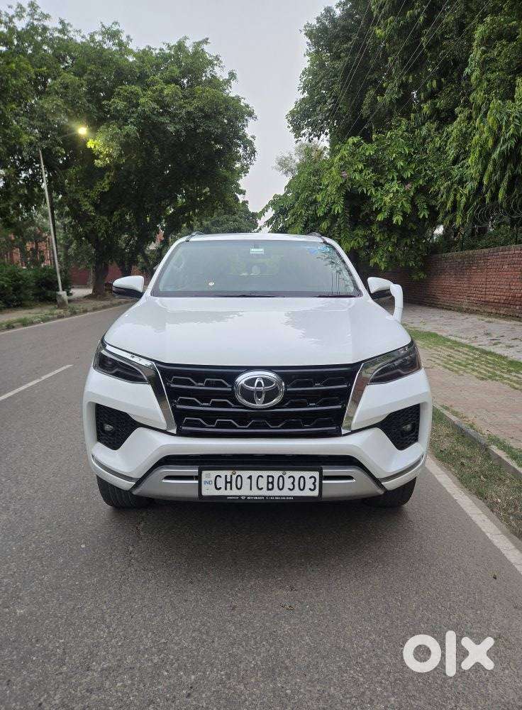 Toyota Fortuner 4x2 At 2.8 Diesel, 2020, Diesel