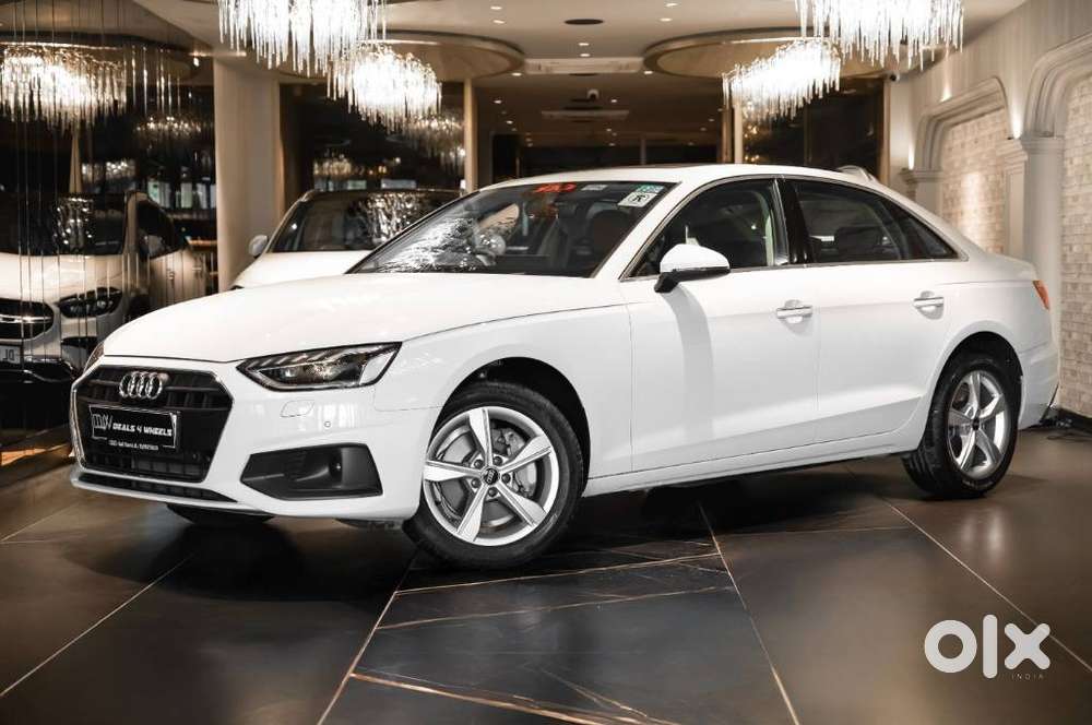 Audi A4 2.0 Technology 40 Tfsi, 2025, Petrol