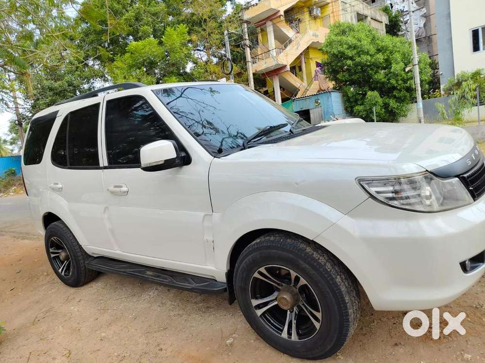 Tata Safari Storme 2014 Diesel 105000 Km Driven