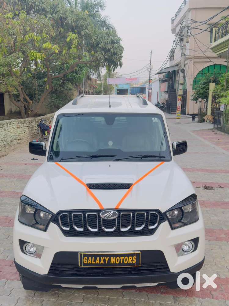 Mahindra Scorpio S10, 2015, Diesel