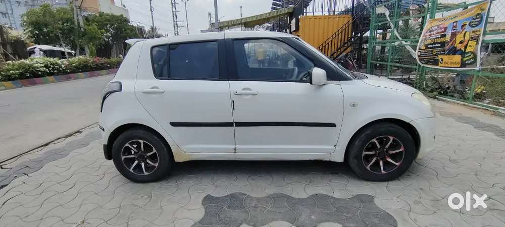 Maruti Suzuki Swift Vxi 2007