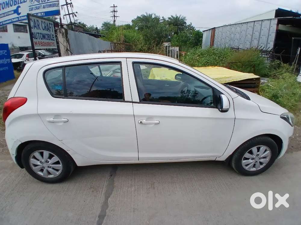 Hyundai I20 Spotz 2013 Year