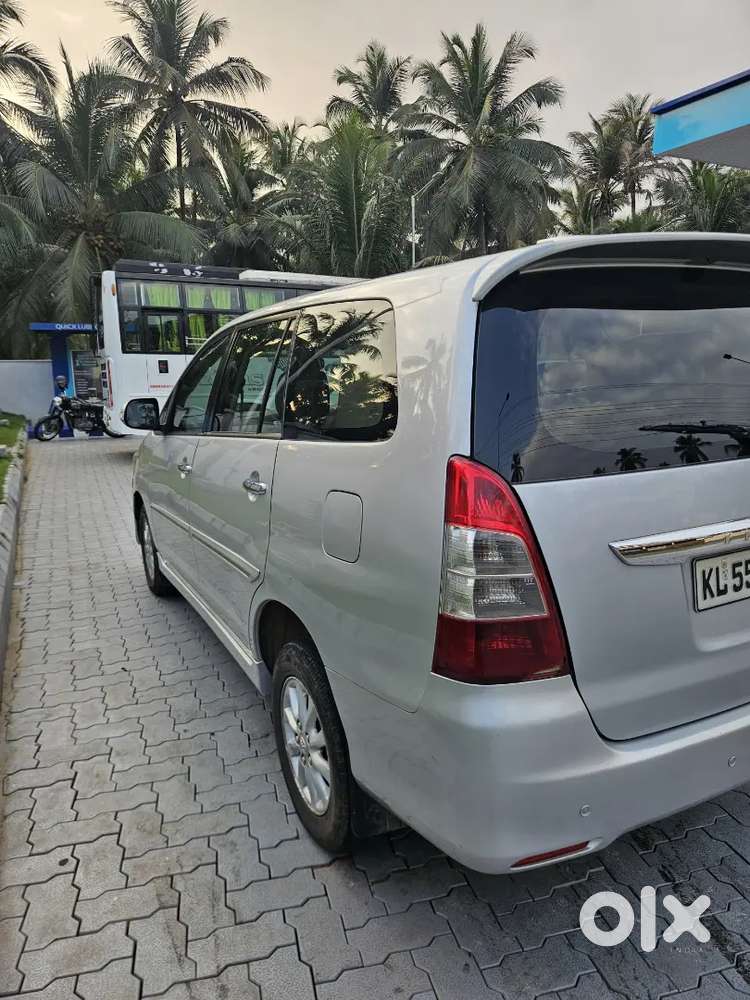 Toyota Innova V 2013 Original Kerala