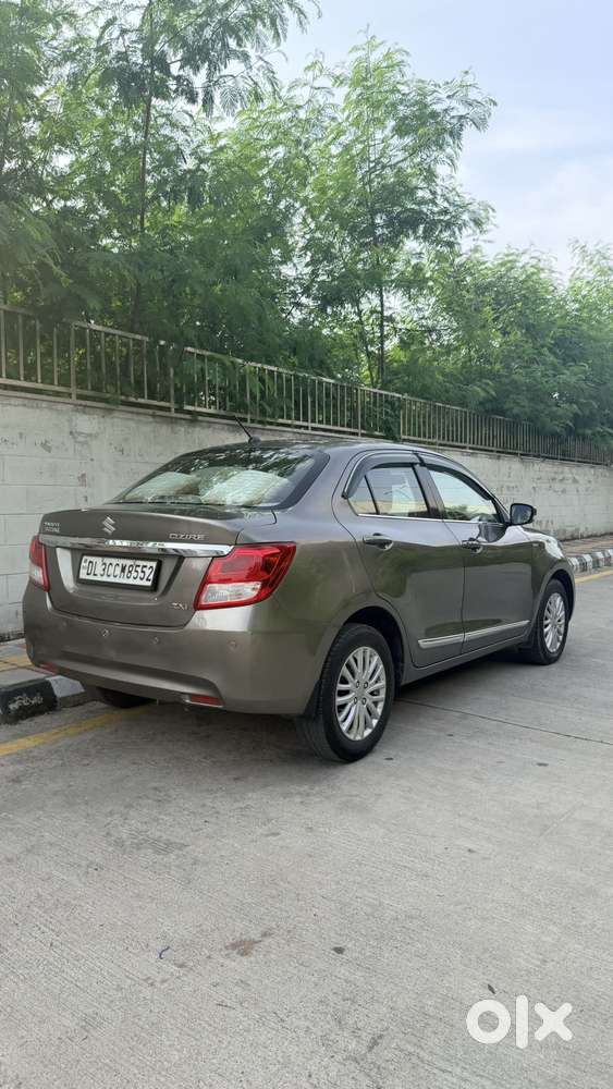 Maruti Suzuki Swift Dzire Amt Zxi, 2017, Petrol