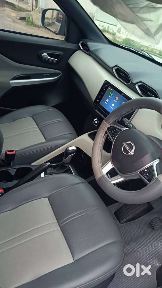 Nissan Magnite 1.0 Xv Executive Turbo Cvt, 2023, Petrol