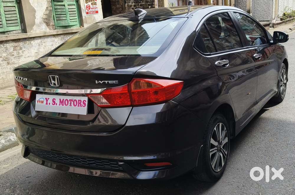 Honda City I-vtec V, 2017, Petrol