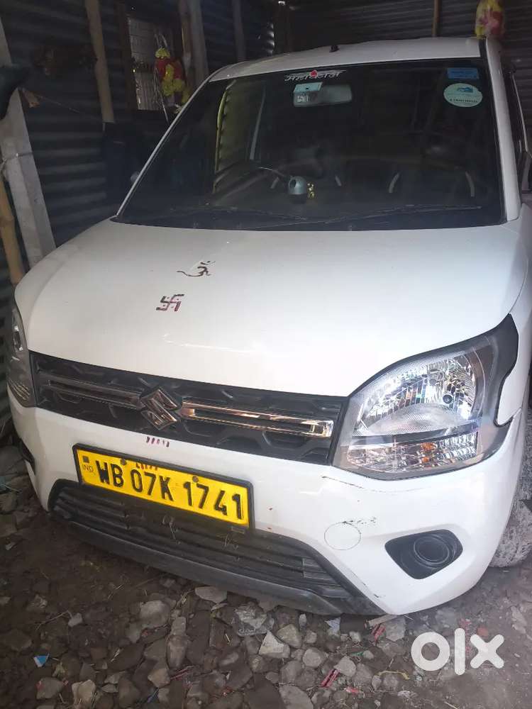 1 Saal Gari Chala H Gaari Government Office Me Chalta Tha