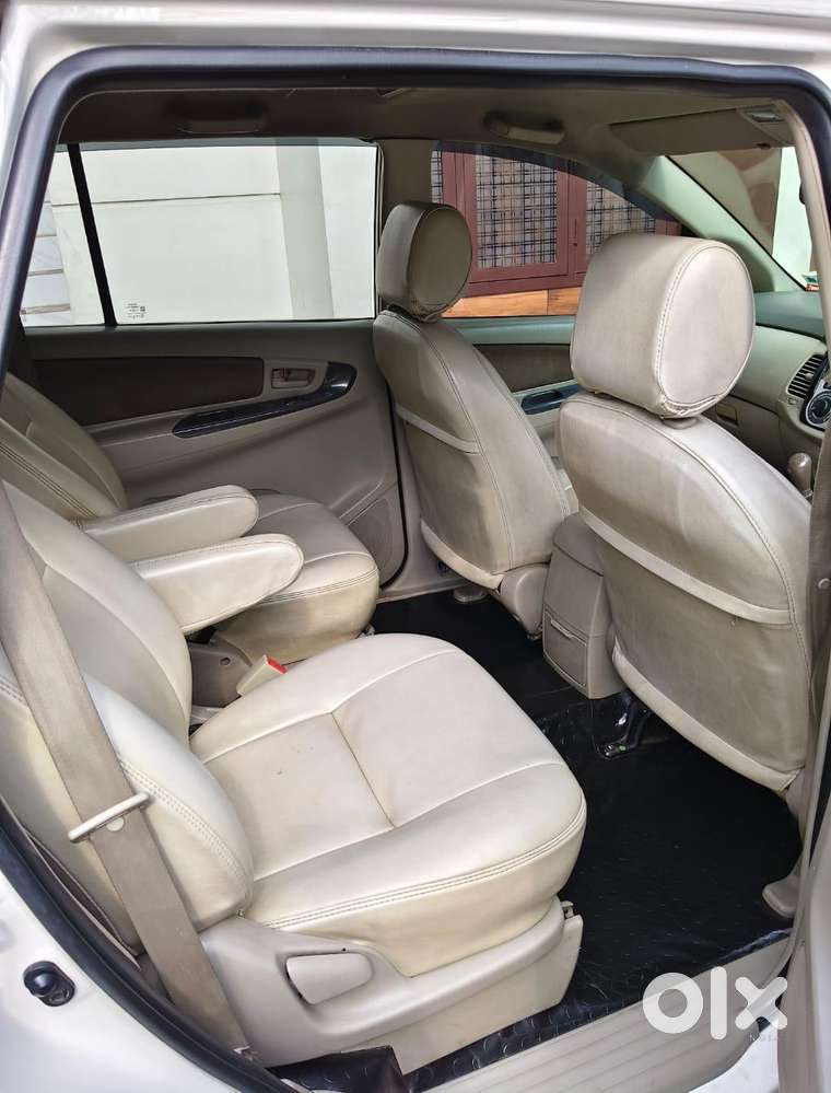 Toyota Innova 2.5 G (diesel) 7 Seater, 2014, Diesel