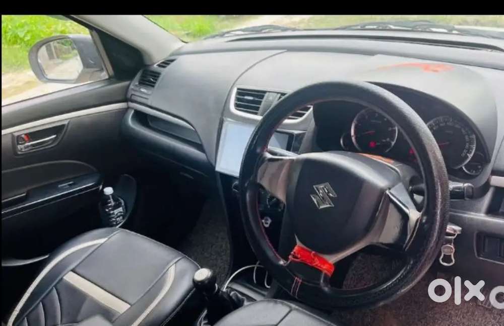 Maruti Suzuki Swift Lxi 2012