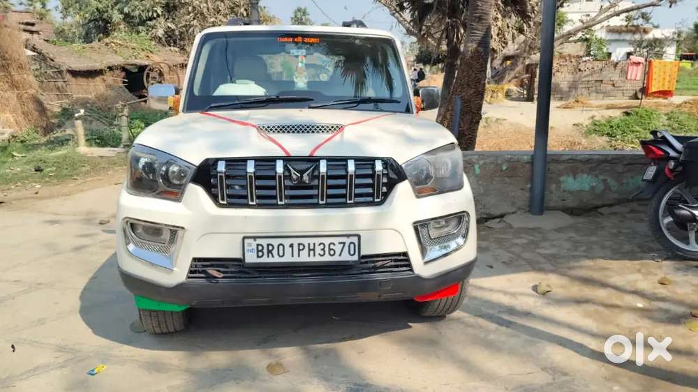 Mahindra Scorpio S4puls 2017