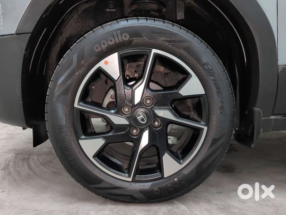 Tata Punch 1.2 Revotron Creative Dual Tone, 2023, Petrol