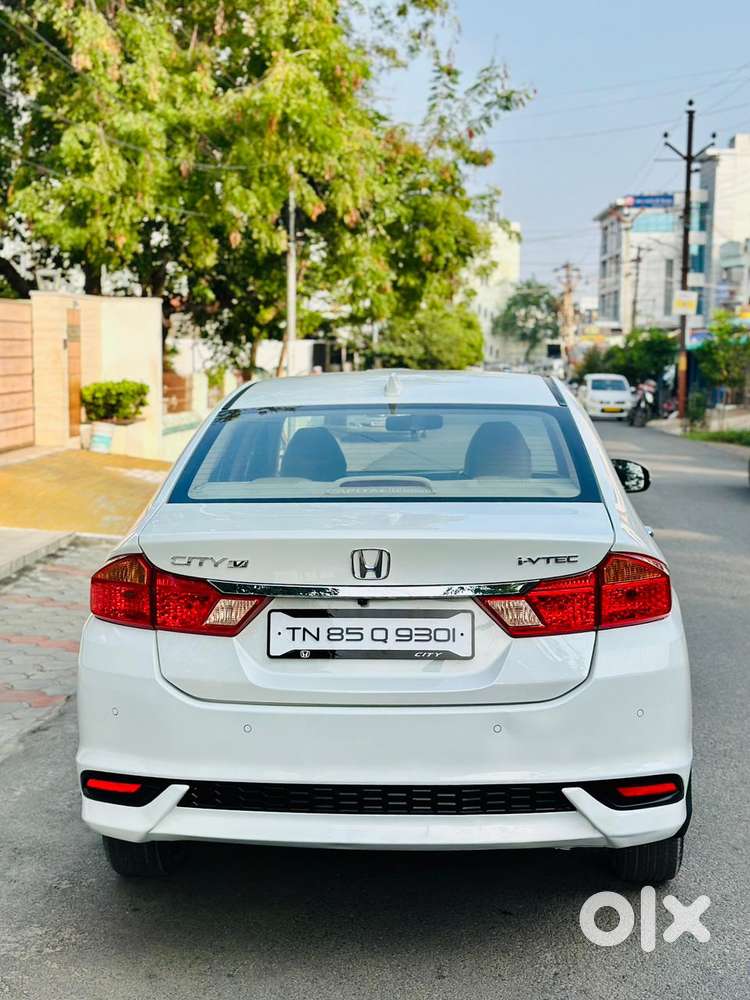 Honda City V Mt Exclusive, 2022, Petrol