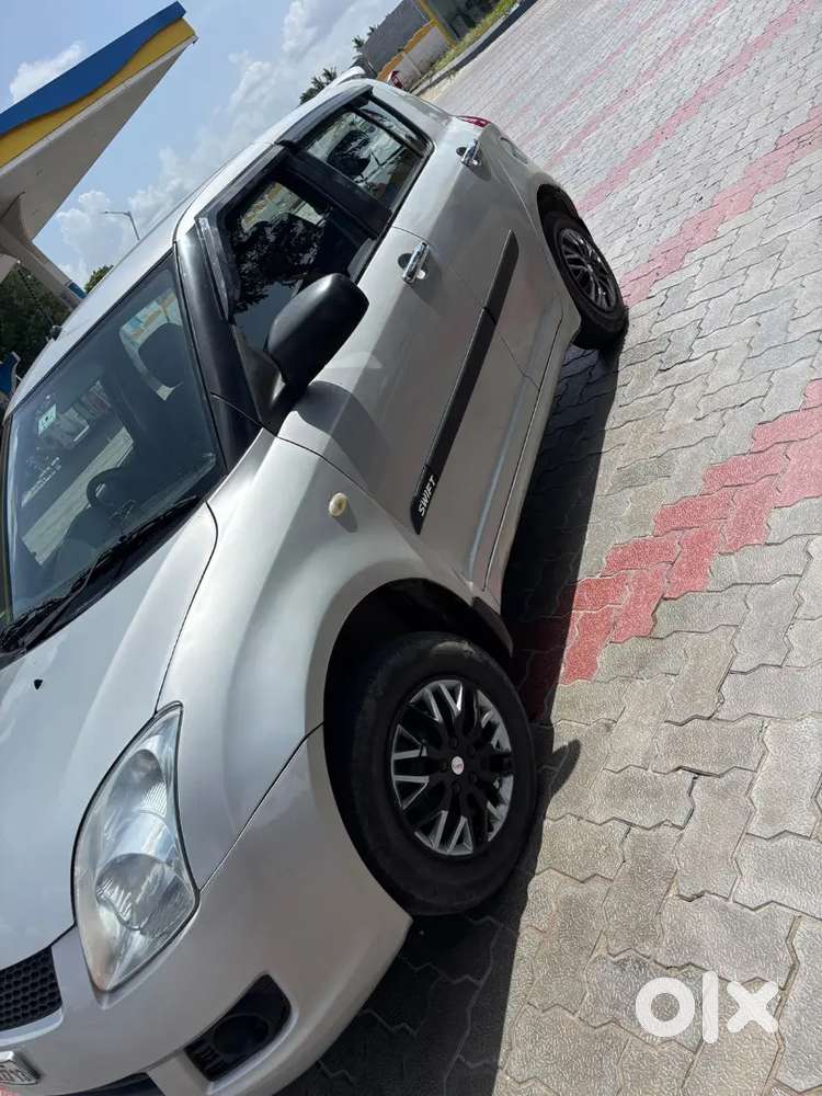 Maruti Suzuki Swift 2010