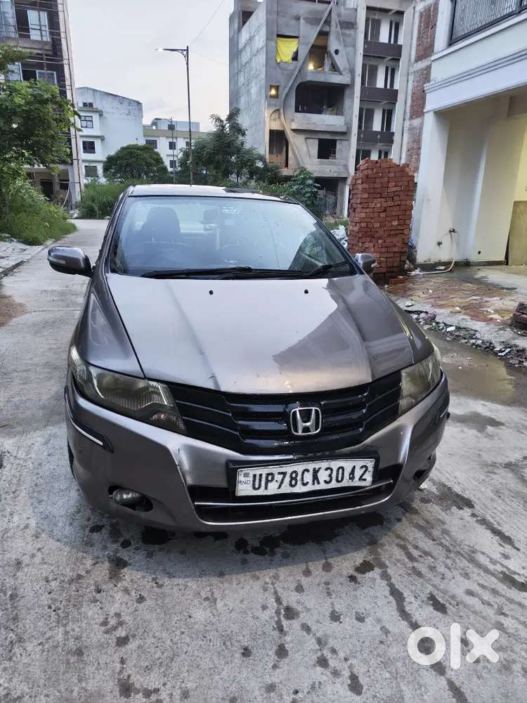 Honda City 1.5 V 2011