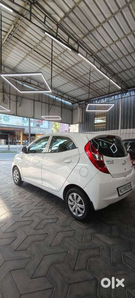 Hyundai Eon Magna +, 2013, Petrol