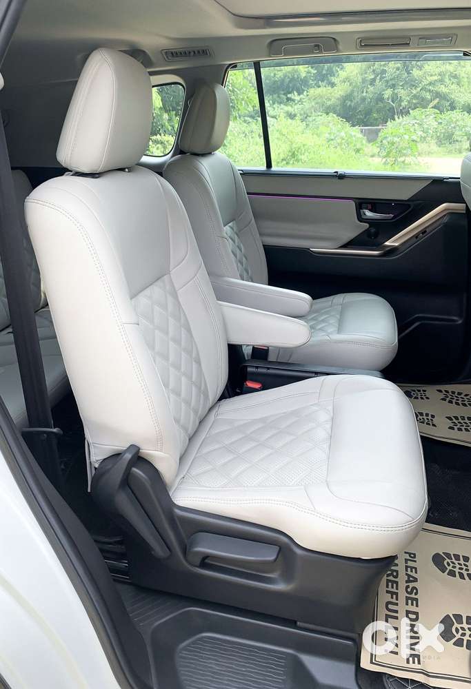 Maruti Suzuki Invicto Alpha Plus 7str, 2024