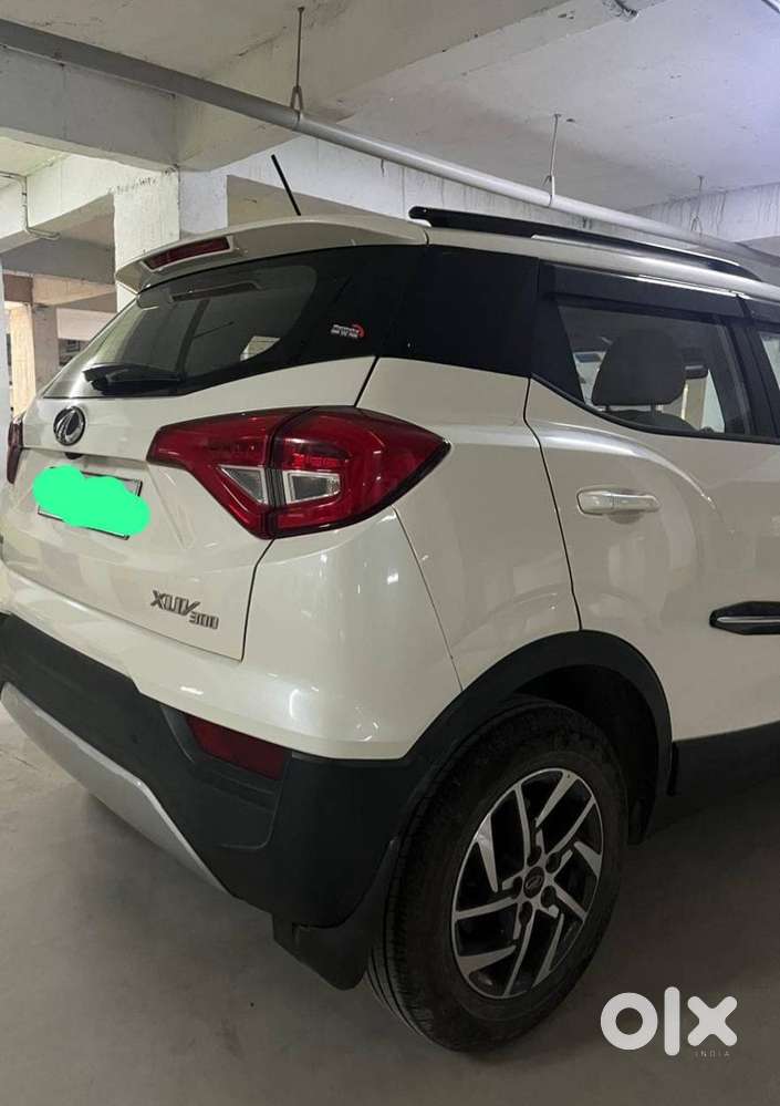 For Sale – Mahindra Xuv300 W8(o) Petrol Manual  2022