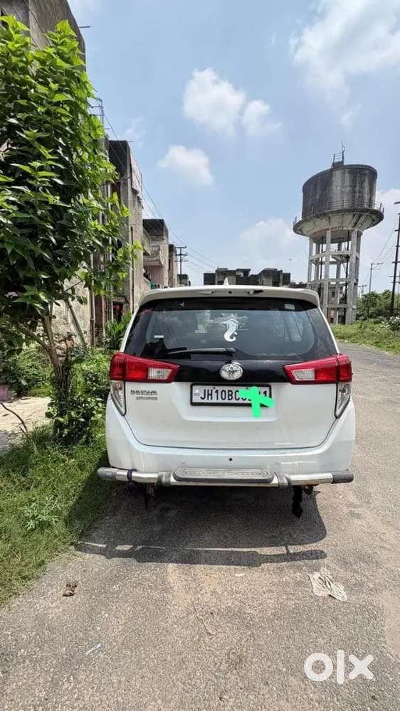 Toyota Innova Crysta 2016 Diesel Manual