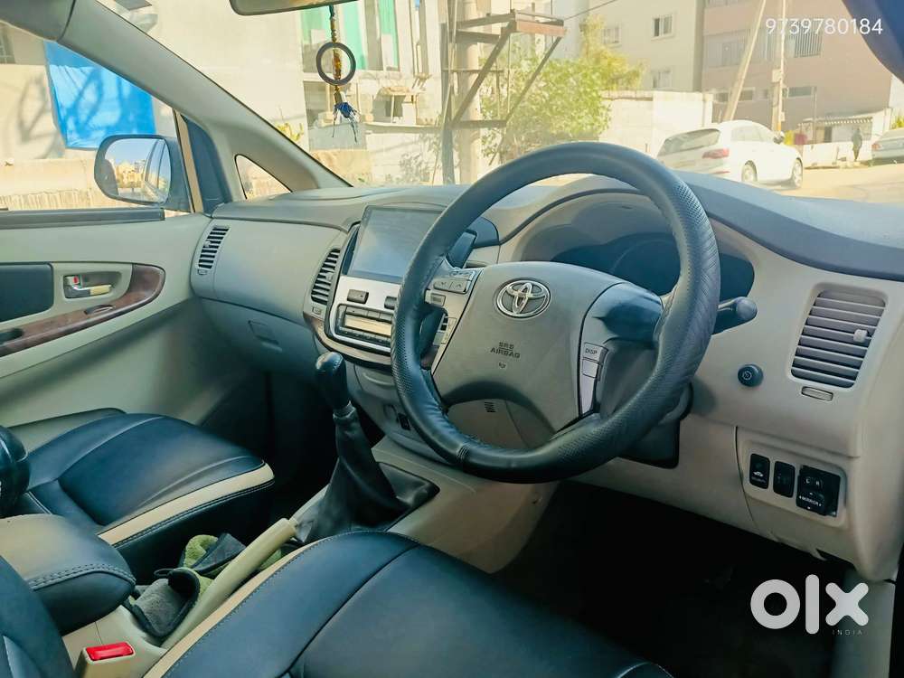 Toyota Innova 2.5 Vx 7 Str, 2012, Diesel